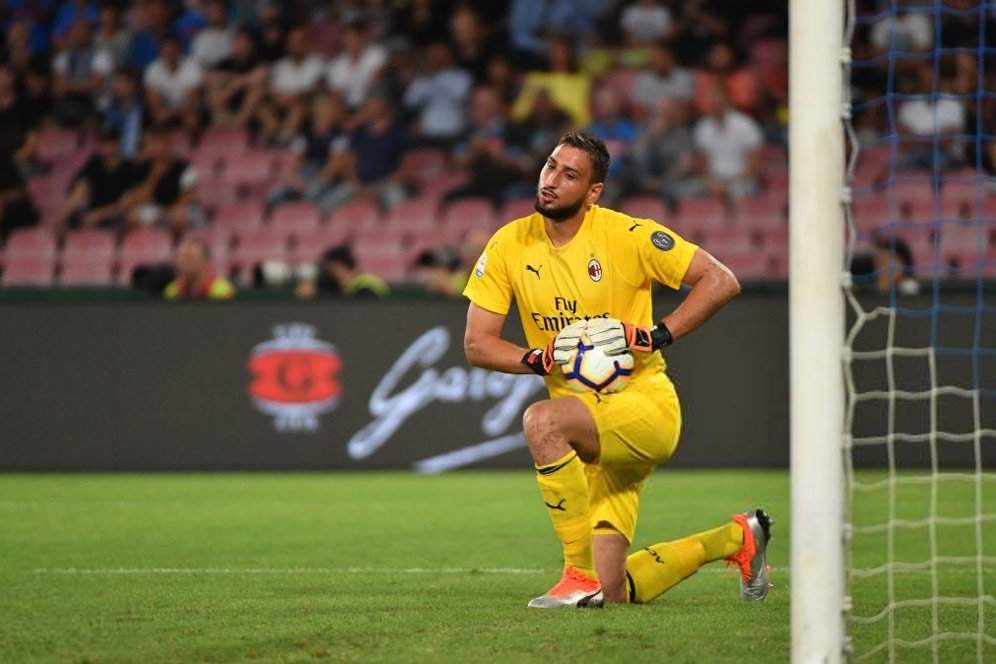 Manchester United Tempel Ketat Gianluigi Donnarumma