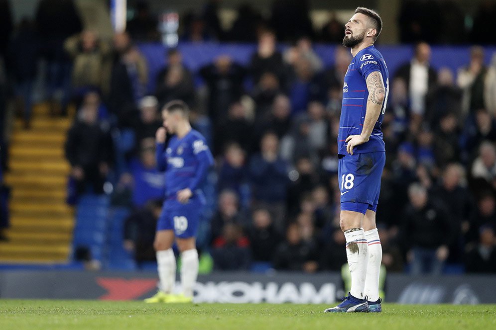 Giroud Cedera, Sarri Anggap Chelsea dalam Masalah