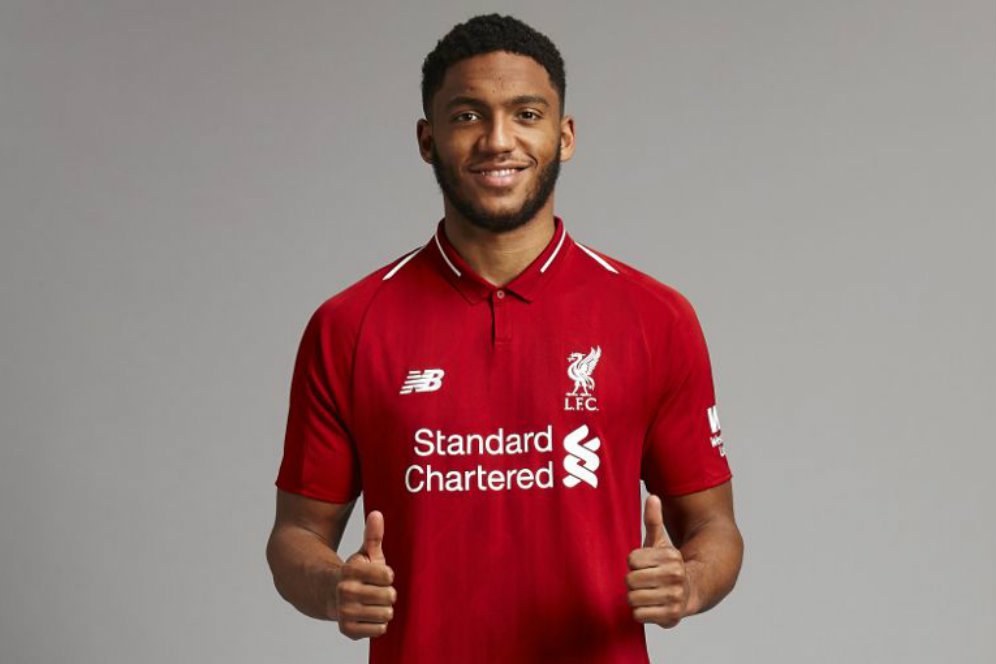 Musim Terbaik Liverpool, Tapi Menyakitkan untuk Joe Gomez