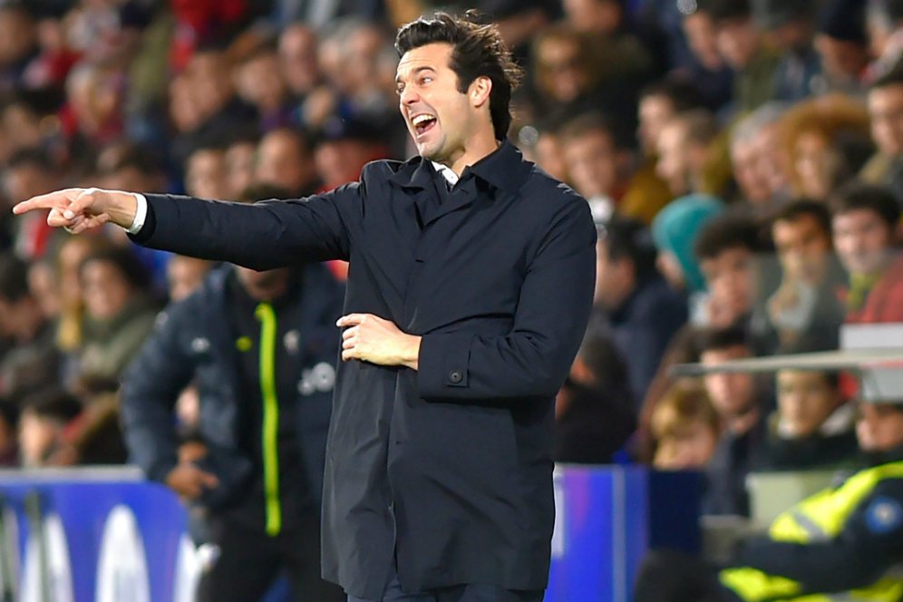 Real Madrid Tunda Pemecatan Santiago Solari?