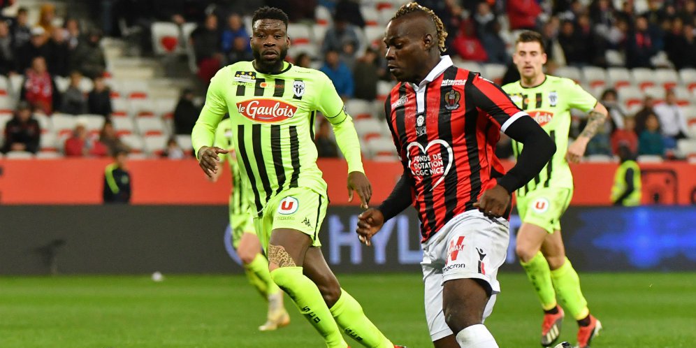 Balotelli: Fans Milan Tak Punya Rasa Hormat