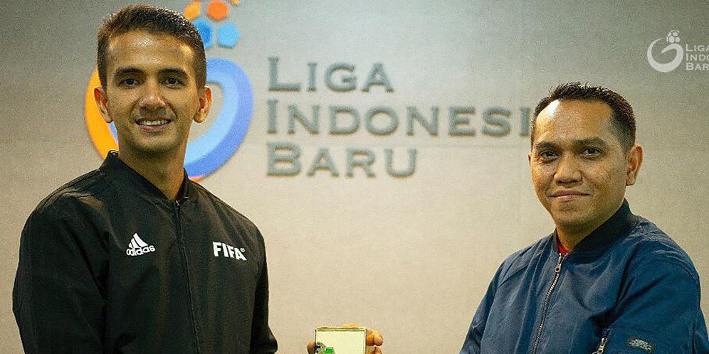 Thoriq Alkatiri Jadi Wasit Terbaik Go-Jek Liga 1 2018