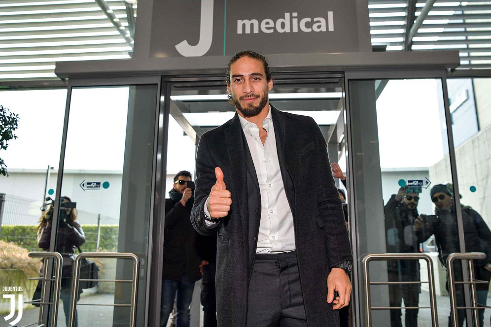 Resmi, Juventus Gaet Martin Caceres dari Lazio