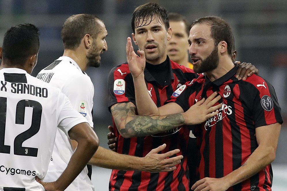 Berapa Dana yang Dihabiskan Milan dan Chelsea untuk Higuain?