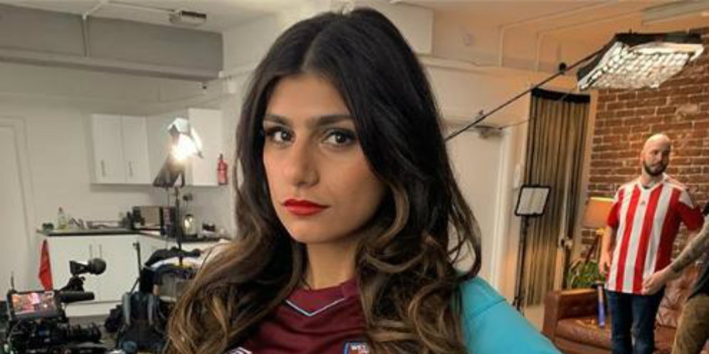 Kunjungi London, Mia Khalifa Pamerkan Proyeknya untuk 