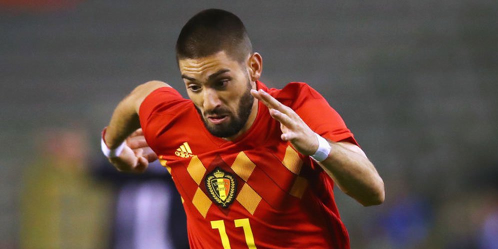 Yannick Carrasco Menunggu Pinangan Arsenal