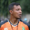 Bejo Angkat Mental Pemain Persebaya Sebelum Hadapi Arema