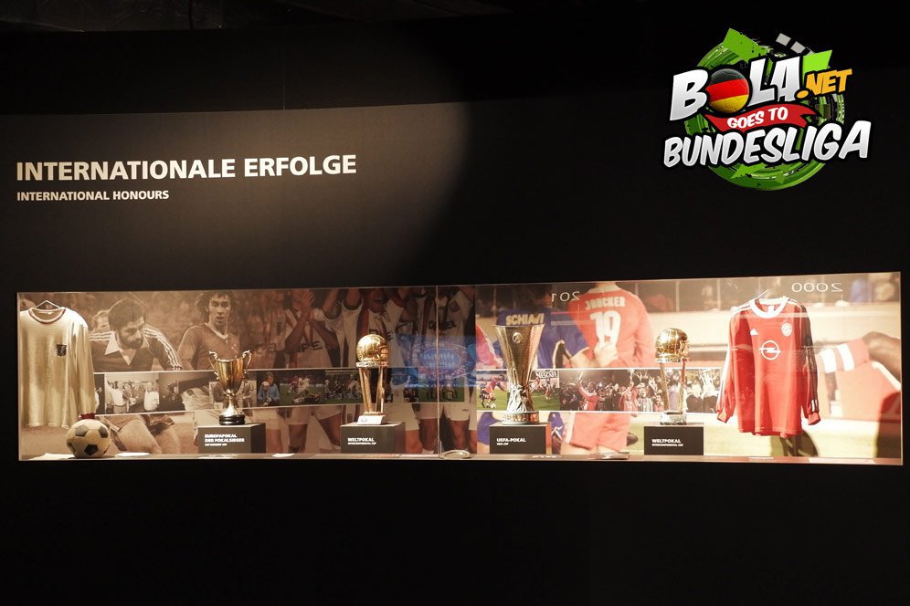 Bolanet Goes to Bundesliga: Melihat Kejayaan Bayern Munchen dari Museum