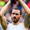 Leonardo Bonucci Dihujat, Bos Juventus Pasang Badan