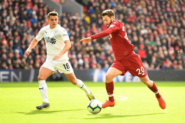 Gelandang: Adam Lallana