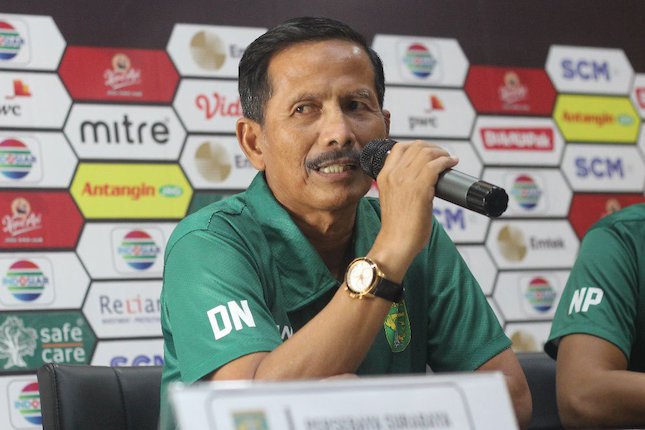 Persebaya Siapkan Strategi Khusus Ladeni Madura United Persebaya Siapkan Strategi Khusus Ladeni Madura United