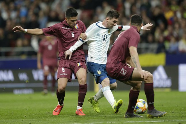 Head-to-Head dan Performa