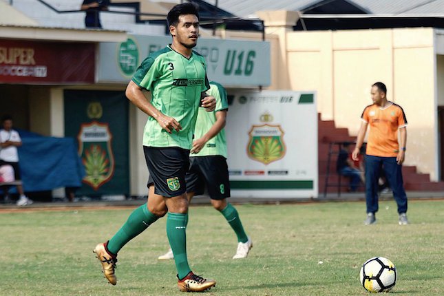 Bek Persela Sepakat Kompetisi Digelar Bulan Oktober Bek Persela Sepakat Kompetisi Digelar Bulan Oktober