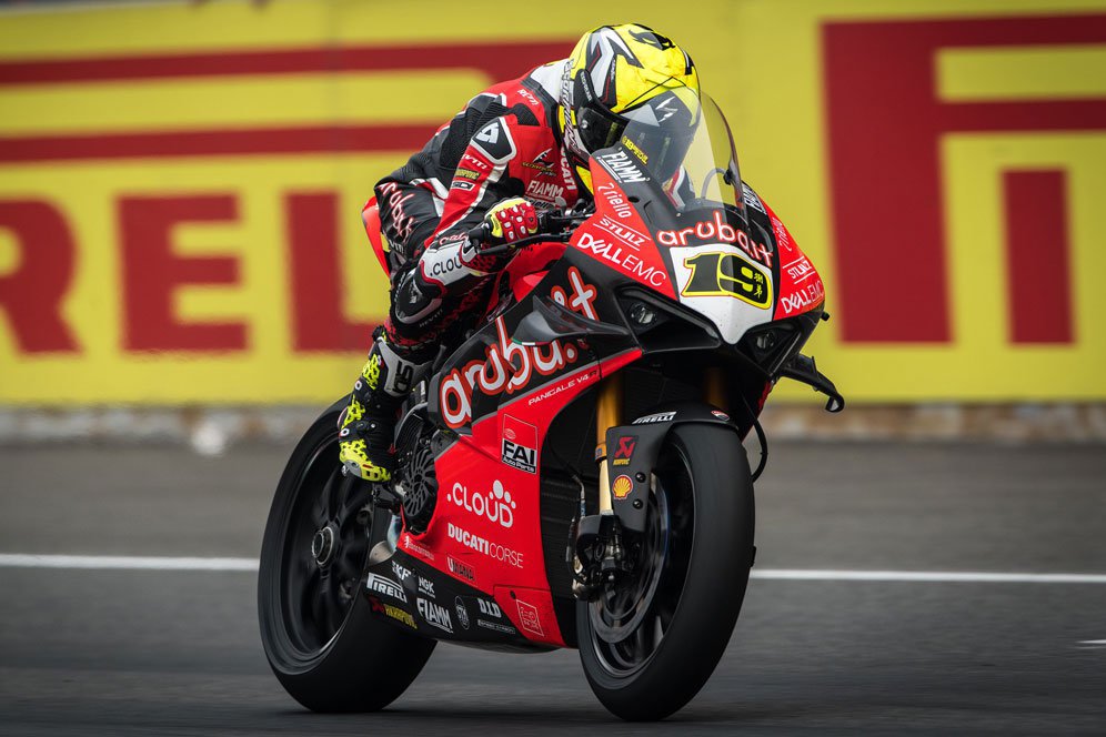 Hasil Pemanasan WorldSBK Portugal: Alvaro Bautista Memimpin