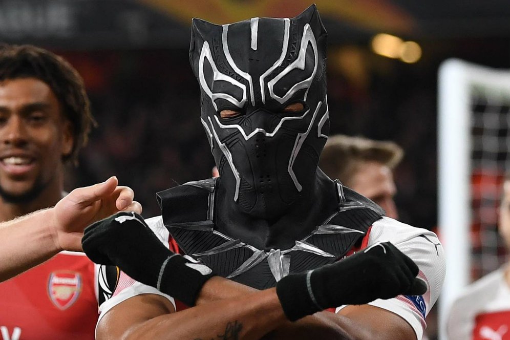 Tribut Arsenal untuk Wafatnya Chadwick Boseman