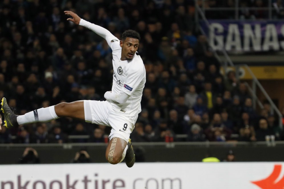 Bomber Eintracht Frankfurt Bikin Juventus Kepincut Bomber Eintracht Frankfurt Bikin Juventus Kepincut