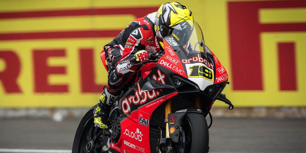 Hasil Balap 2 WorldSBK Thailand: Bautista Sapu Bersih Kemenangan