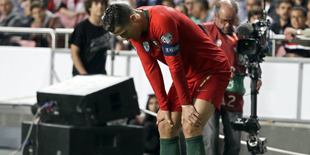 Cedera Hamstring, Ronaldo Terancam Absen Lawan Ajax