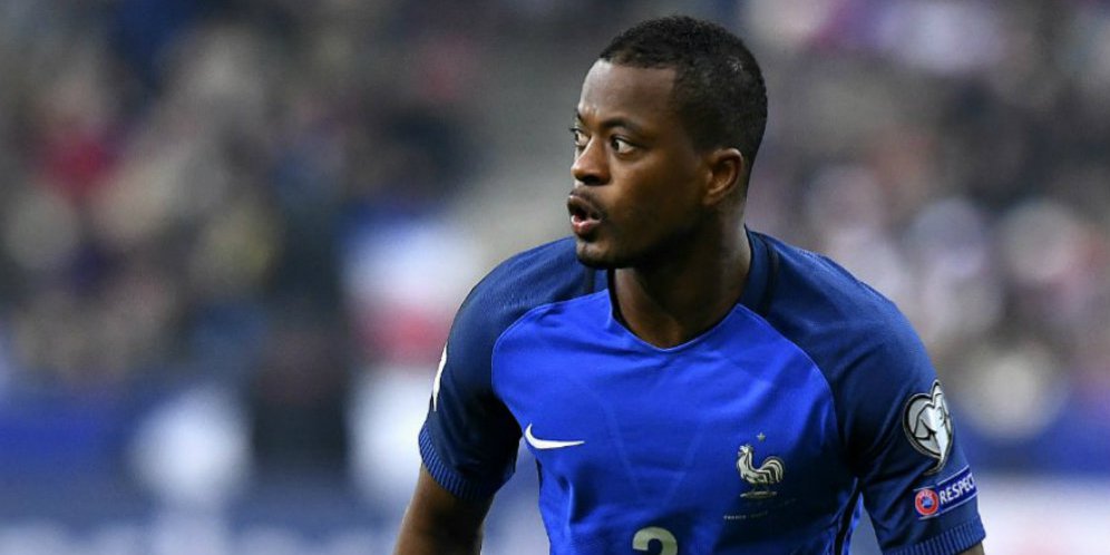 Juventus vs Atletico Madrid: Evra Minta Fans yang Pesimis Tidur Saja di Rumah