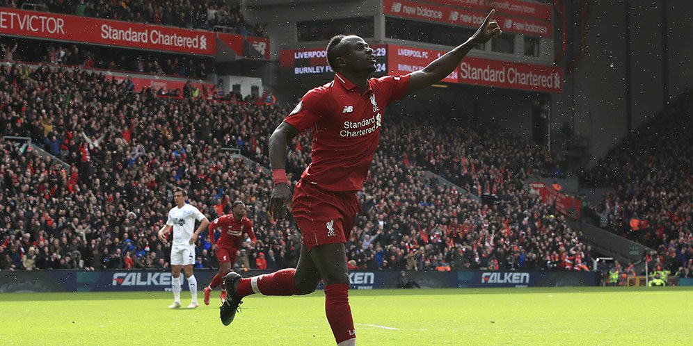 Cara Hentikan Sadio Mane, Tendang Saja!