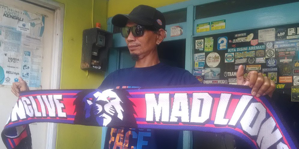 Penyebab Yuli Sumpil Pingsan saat Persija vs Arema FC