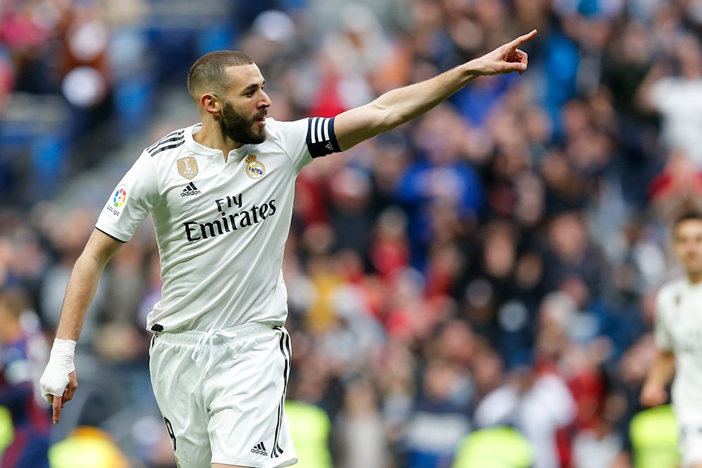 Zidane Sudah Coba 20 Pemain, Hanya Benzema yang Selalu Bermain