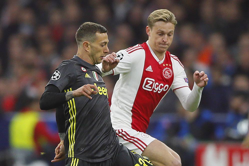 Juventus Kalah Cerdik dari Frenkie De Jong