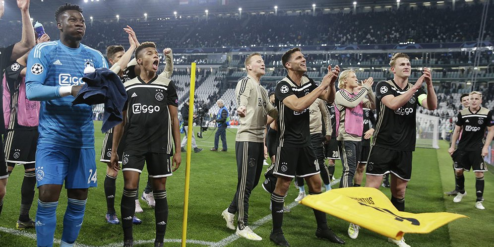 Ajax Kalahkan Juventus dengan Sepak Bola Cerdas