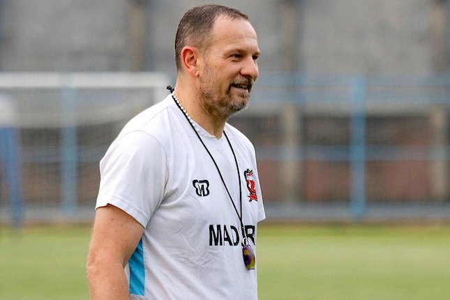 Dejan Antonic (c) Bola.com/Aditya Wany