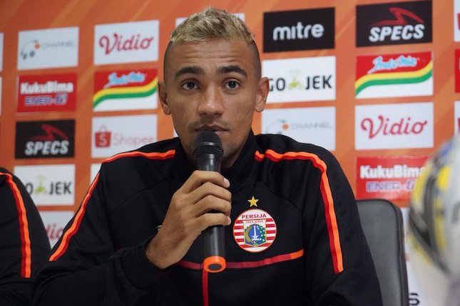 Bhayangkara FC Barter Rachmad Hidayat dengan Bruno Matos Bhayangkara FC Barter Rachmad Hidayat dengan Bruno Matos