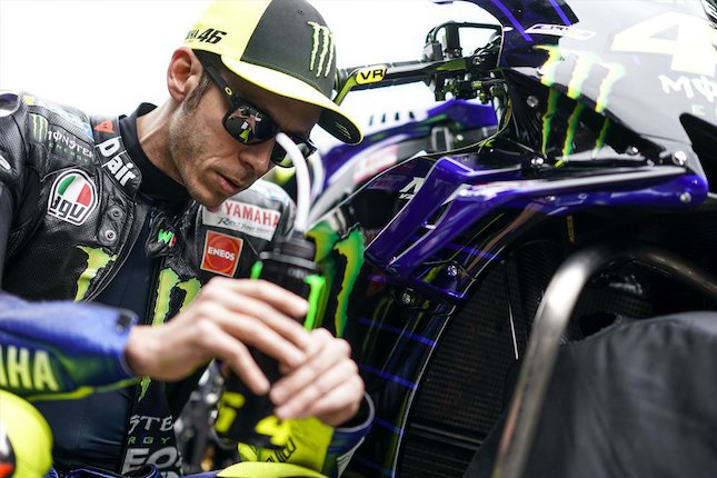 Jelang MotoGP 2020, Valentino Rossi: Bertahan atau Pensiun? Jelang MotoGP 2020, Valentino Rossi: Bertahan atau Pensiun?