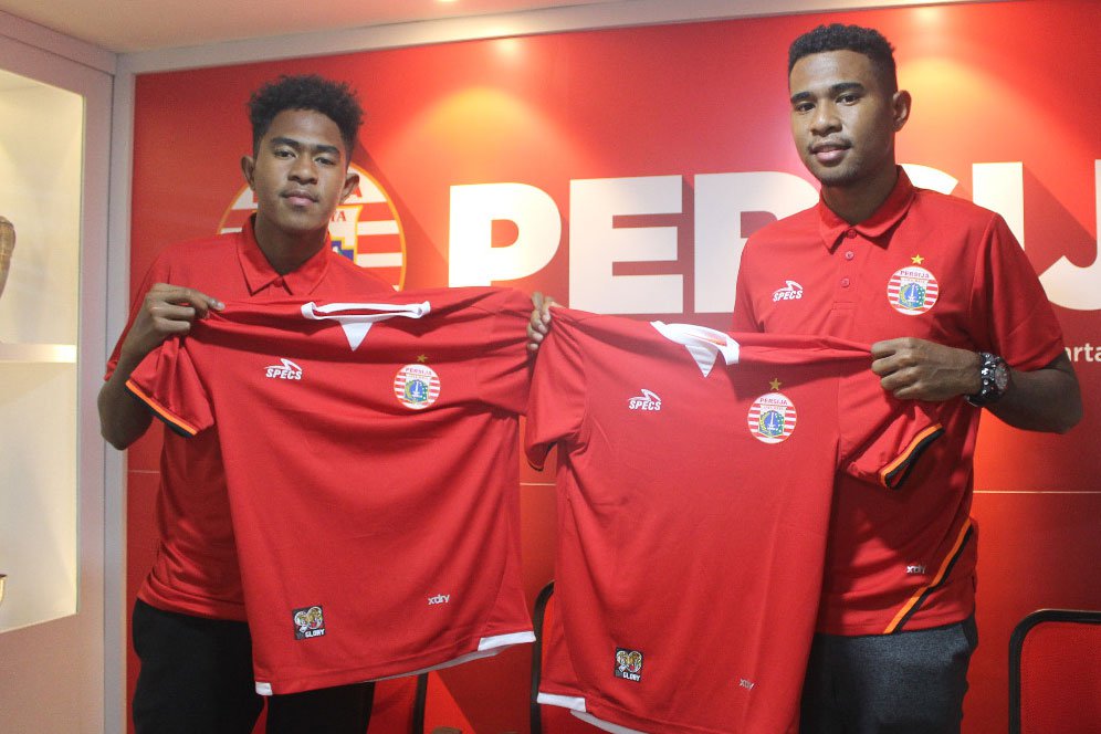 Persija Resmi Amankan Dua Talenta Muda Asal Papua