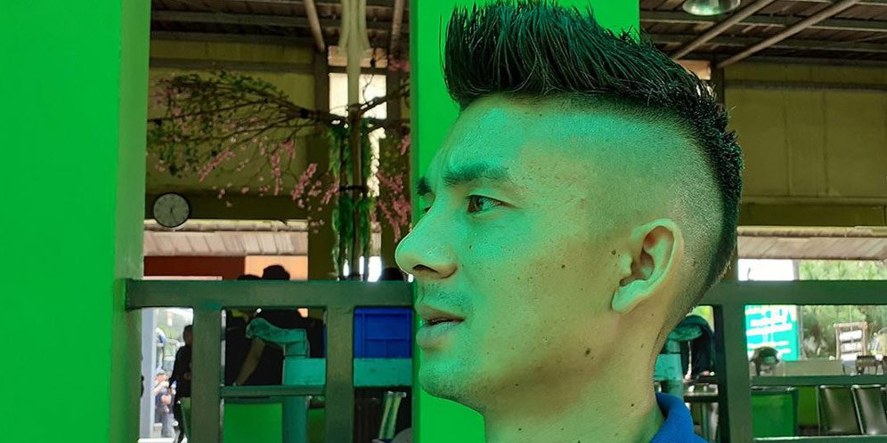 Kim Jeffrey Kurniawan Dengan Rambut Hawkeye Dari Avengers Bola Net