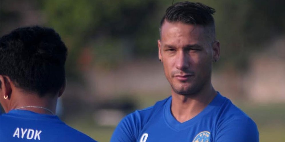 Peran Anyar Raphael Maitimo di PSIM Yogyakarta