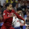 Carragher: Van Dijk Penting, Tapi Bukan Nomor Satu di Liverpool