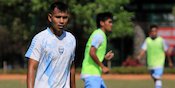 Nostalgia Bola: Ketika Saktiawan Sinaga Tak Sadarkan Diri di Lapangan Gara-Gara Belut Nostalgia Bola: Ketika Saktiawan Sinaga Tak Sadarkan Diri di Lapangan Gara-Gara Belut