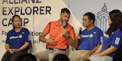 Martin Demichelis Berbagi Kisah dengan Para Pemenang Allianz Explorer Camp 2019