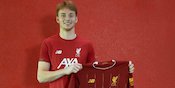 Eks MU Ini Doakan Van den Berg Sukses di Liverpool Eks MU Ini Doakan Van den Berg Sukses di Liverpool