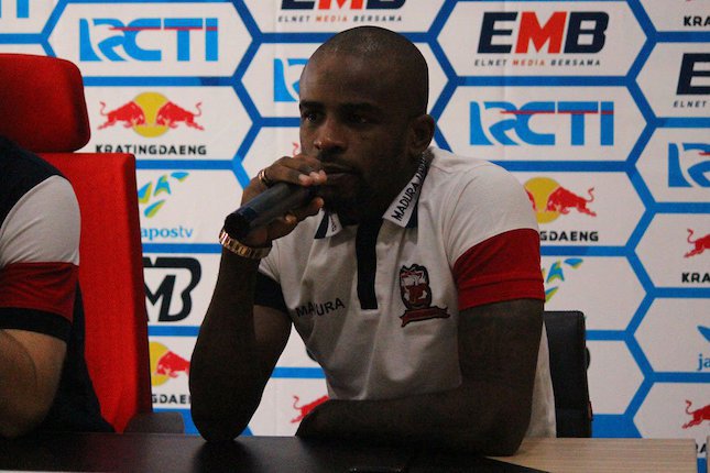 Tantang Persebaya, Greg Nwokolo Ingin Tuntaskan Rasa Penasaran Tantang Persebaya, Greg Nwokolo Ingin Tuntaskan Rasa Penasaran