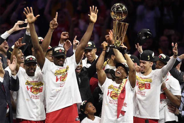 Menang di Kandang Warriors, Raptors Rebut Gelar Juara NBA 2019 Menang di Kandang Warriors, Raptors Rebut Gelar Juara NBA 2019