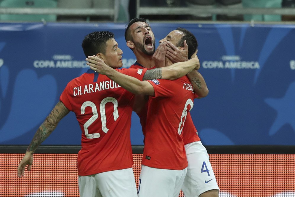 Statistik Assist Charles Aranguiz dan Catatan Tak Terkalahkan Chile