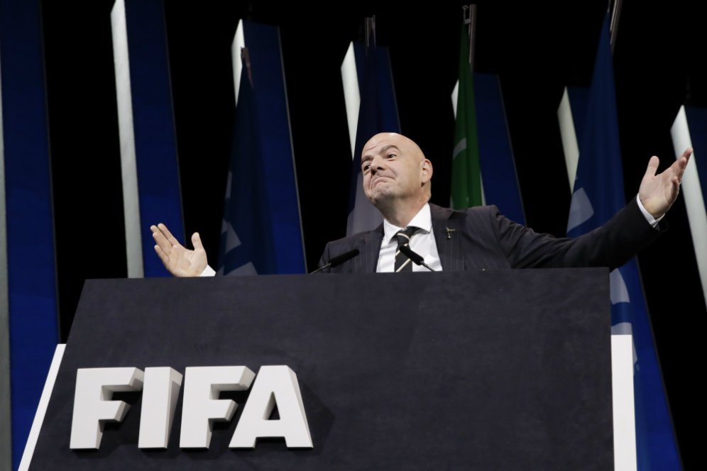 Presiden FIFA, Gianni Infantino, Positif Terinfeksi COVID-19