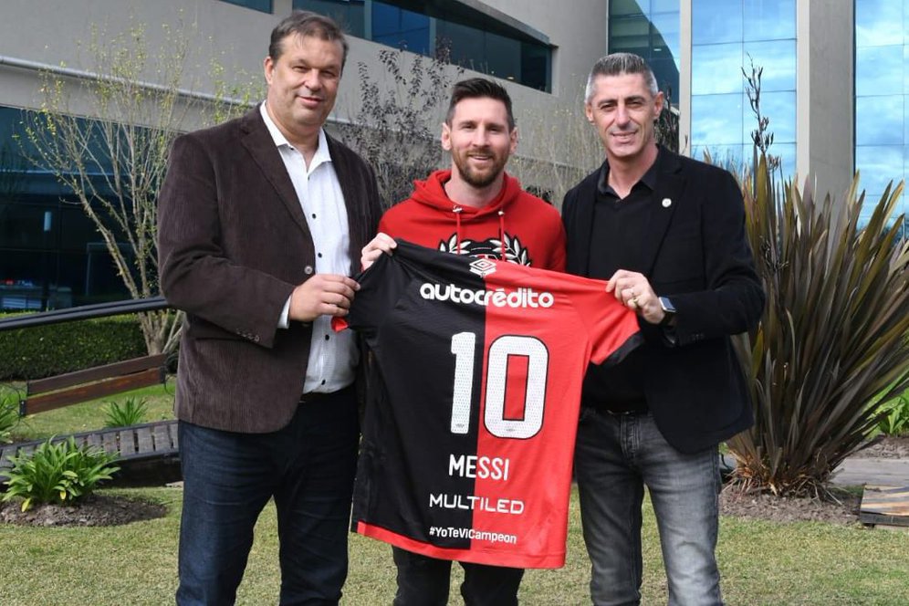 Pakai Nomor 10, Lionel Messi 'Resmi' Pindah ke Newell's Old Boys