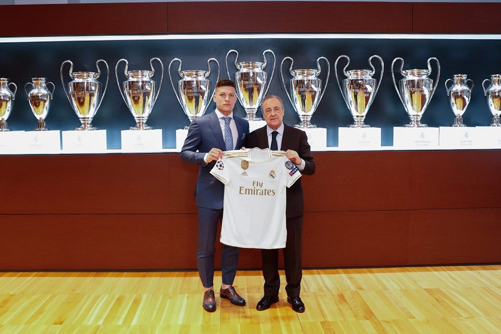 Resmi Gabung Real Madrid, Luka Jovic Jadi Orang Paling Bahagia di Dunia