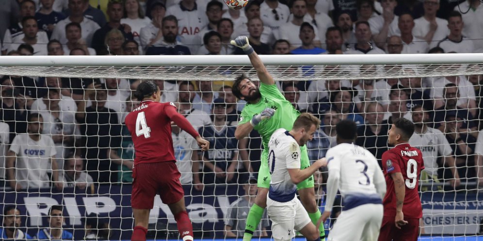 Tottenham vs Liverpool, Mane Sanjung Aksi Berkelas Alisson