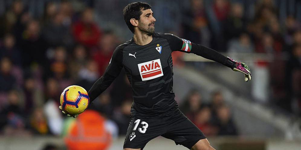 Manchester City Bidik Kiper Veteran Berusia 35 Tahun