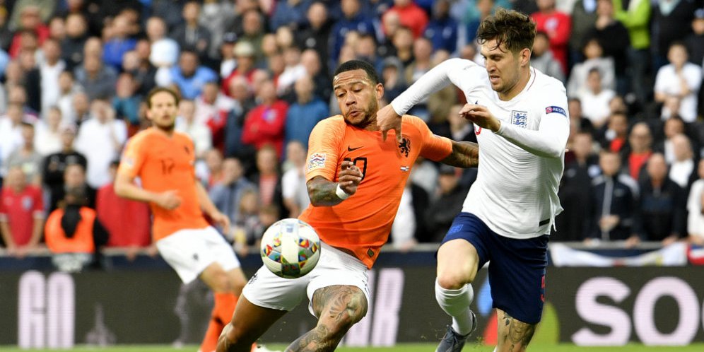 Blunder John Stones Lawan Belanda Membuat Carragher Berkata Kasar