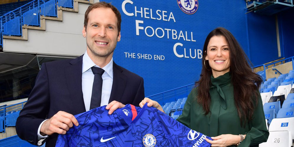 Petr Cech Banting Setir ke Hoki Es, Bagaimana Nasib Chelsea?