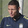 Richarlison Didekati MU, Everton Ogah Melepas