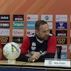 Dejan Antonic Merespons Rumor Menggantikan Julio Banuelos di Persija